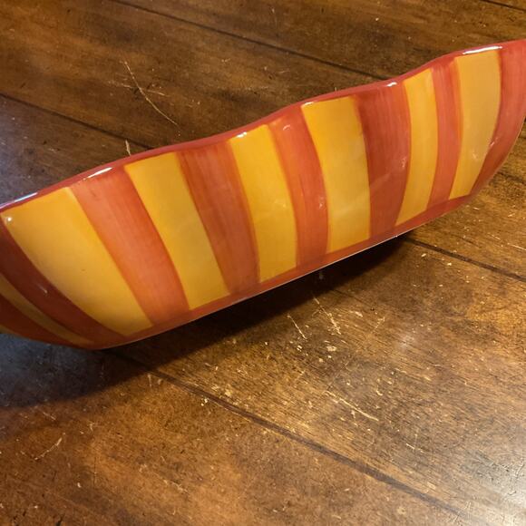 Gail Pittman Bowl Southern Living at Home Siena Ruffled Scalloped serving Dish - Picture 3 of 6